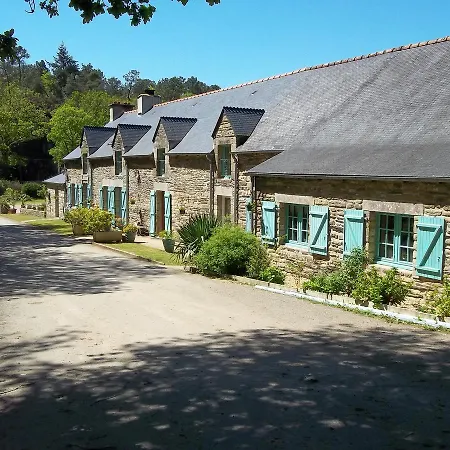 Le Moulin De Callac Bed & Breakfast Plumelec